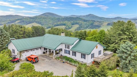 Photo of 840 & 492 Chenault Road, Laurel Springs, NC 28644 (MLS # 261855)