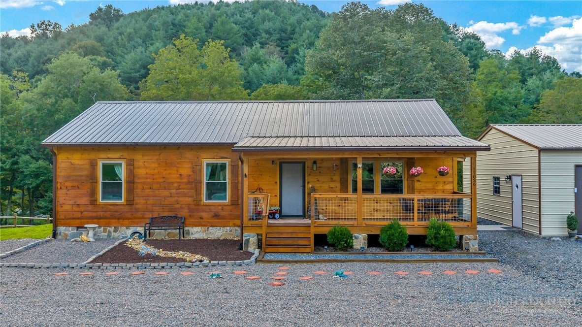 17036 NC Hwy 88 W