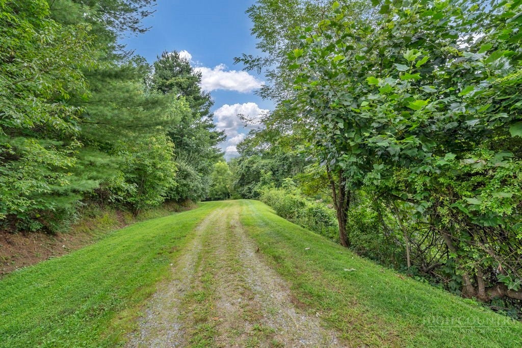 Lot 16 Rose Cliff Lane