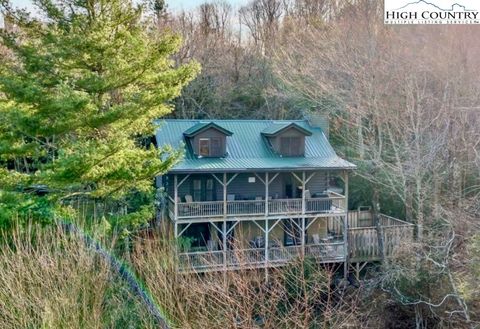 Photo of 449 Alderly Circle, Blowing Rock, NC 28605 (MLS # 260565)