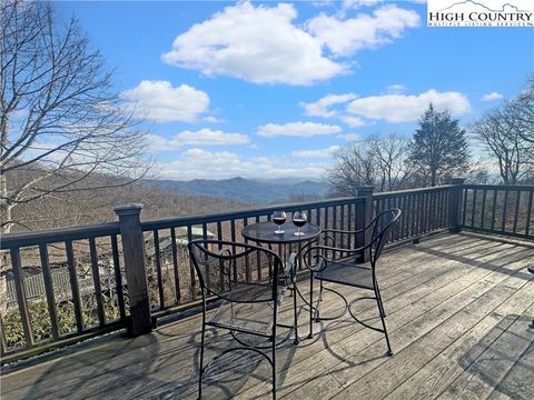 Photo of 8007 Cloud Forest Lane, Blowing Rock, NC 28605 (MLS # 259584)