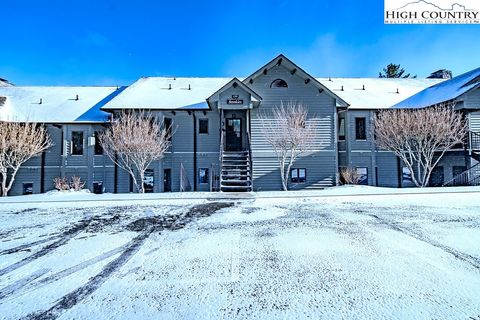 Photo of 139 Trout Stream Trail #Smokies 5, Blowing Rock, NC 28605 (MLS # 260545)