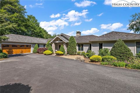 Photo of 169 Goldfinch Court, Banner Elk, NC 28604 (MLS # 255864)