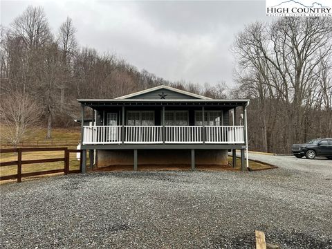 Photo of 160 Disney Lane, Newland, NC 28657 (MLS # 260051)