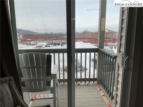 Photo of 301 Pinnacle Inn Road #4114, Beech Mountain, NC 28604 (MLS # 259896)