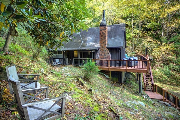 9440 BLACKBERRY RD, LENOIR, NC 28645 - Image b83c7d3efdb2aef2d1a4c709ca47ba57/139353746