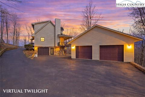 Photo of 323 Sugar Tree Lane, Sugar Mountain, NC 28604 (MLS # 260587)