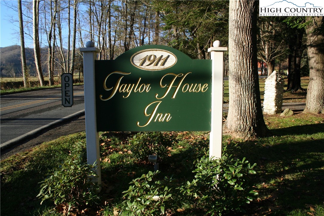 Banner Elk, North Carolina 28604, United States, 7 Bedrooms Bedrooms, ,8 BathroomsBathrooms,Residential,Active,156065