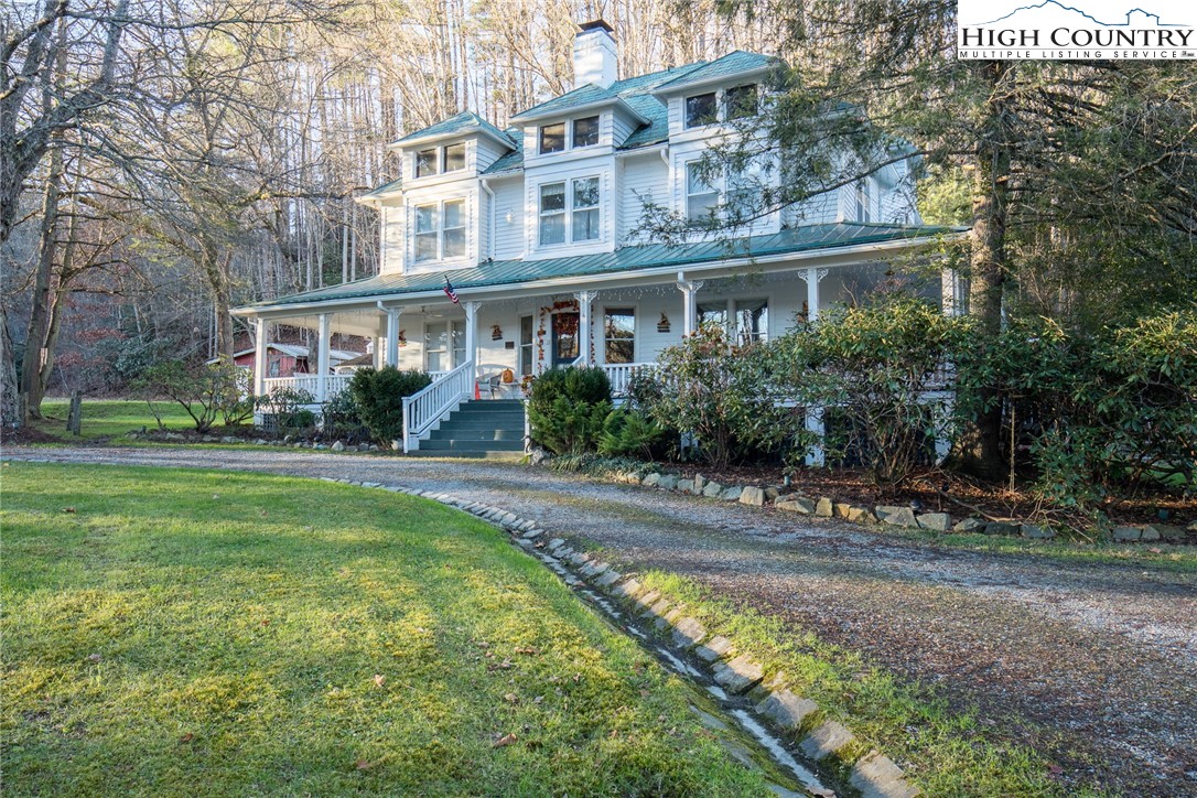 Banner Elk, North Carolina 28604, United States, 7 Bedrooms Bedrooms, ,8 BathroomsBathrooms,Residential,Active,156065