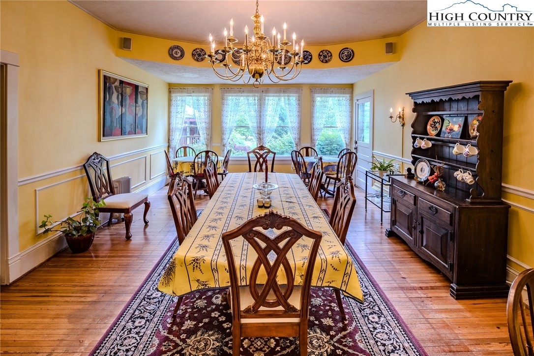 Banner Elk, North Carolina 28604, United States, 7 Bedrooms Bedrooms, ,8 BathroomsBathrooms,Residential,Active,156065