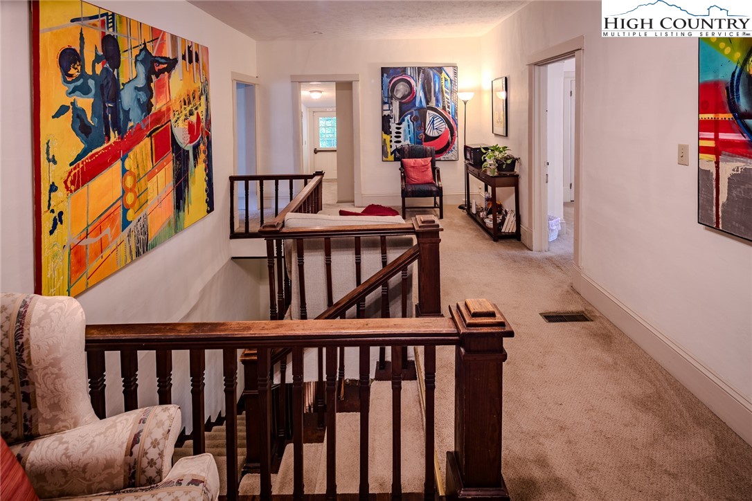 Banner Elk, North Carolina 28604, United States, 7 Bedrooms Bedrooms, ,8 BathroomsBathrooms,Residential,Active,156065