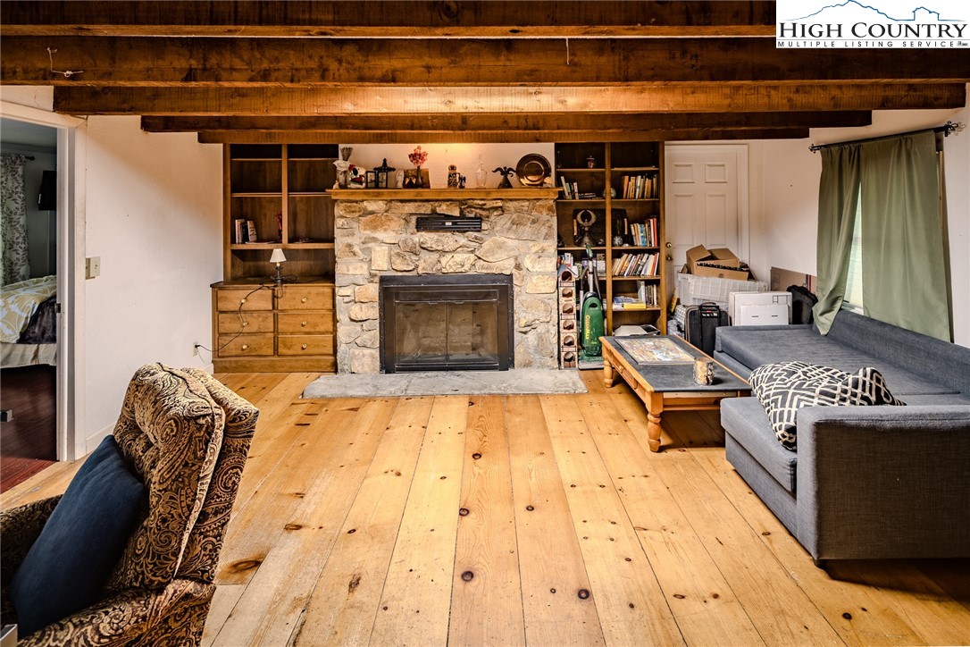 Banner Elk, North Carolina 28604, United States, 7 Bedrooms Bedrooms, ,8 BathroomsBathrooms,Residential,Active,156065