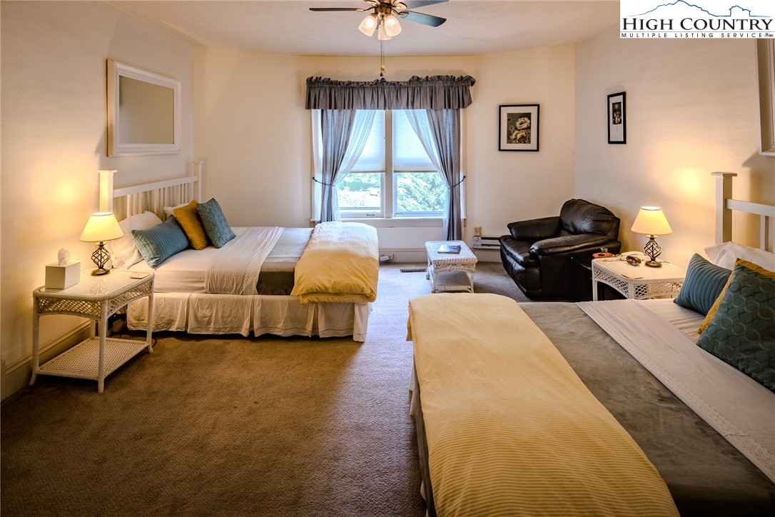 Banner Elk, North Carolina 28604, United States, 7 Bedrooms Bedrooms, ,8 BathroomsBathrooms,Residential,Active,156065