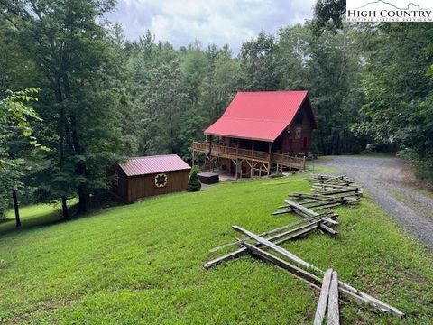 Photo of 637 Monticello Drive, West Jefferson, NC 28694 (MLS # 257017)
