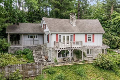 Photo of 642 and 644 Morningside Drive, Blowing Rock, NC 28605 (MLS # 260789)