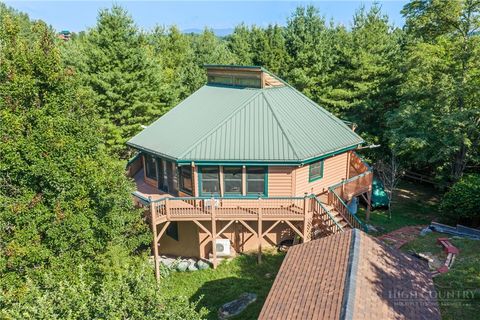 Photo of 796 River Country Road, Piney Creek, NC 28663 (MLS # 263021)