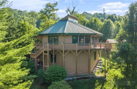 Photo of 796 River Country Road, Piney Creek, NC 28663 (MLS # 263021)