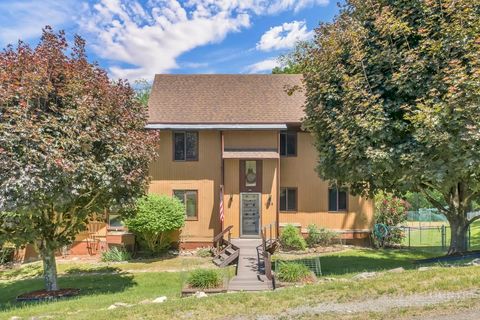 Photo of 1065 Ravens Ridge Circle, Boone, NC 28607 (MLS # 261869)