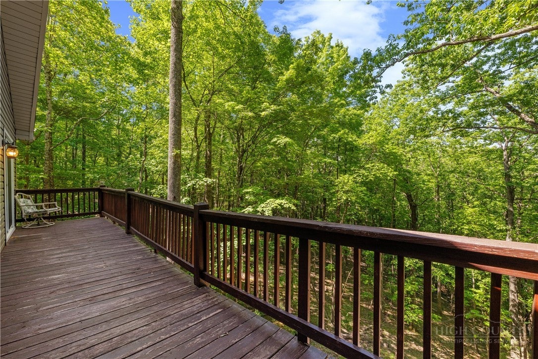 467 E Horse Shoe Ridge Road