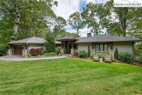 Photo of 299 Edgewood Path, Blowing Rock, NC 28605 (MLS # 258084)