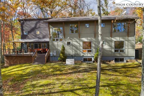 Photo of 351 Seasons Drive, Vilas, NC 28692 (MLS # 258788) Photo of 351 Seasons Drive, Vilas, NC 28692 (MLS # 258788)