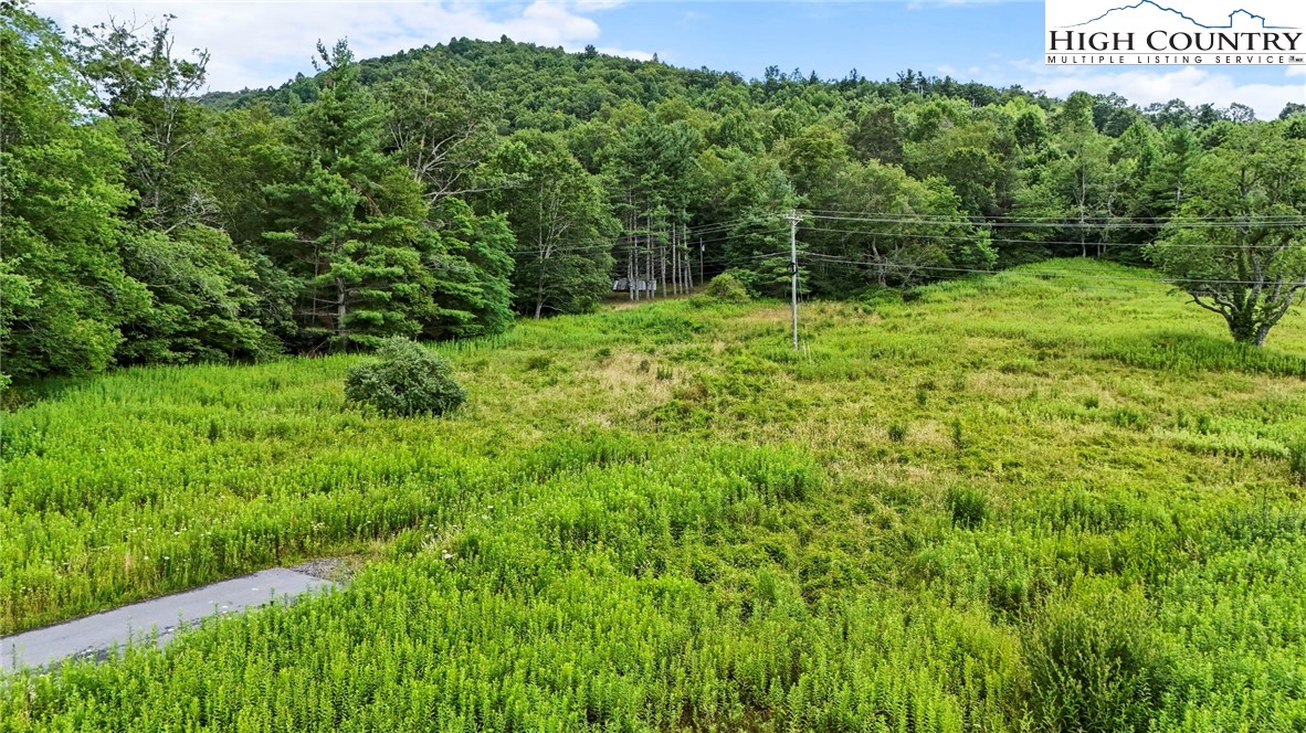 Deep Gap, North Carolina 28618, United States, ,Commercial,Active,188053