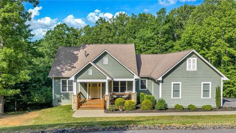 Photo of 261 Vine Street, Jefferson, NC 28640 (MLS # 262090)