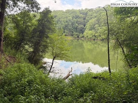 Photo of 00 Red Top Road, Wilkesboro, NC 28697 (MLS # 257255) Photo of 00 Red Top Road, Wilkesboro, NC 28697 (MLS # 257255)