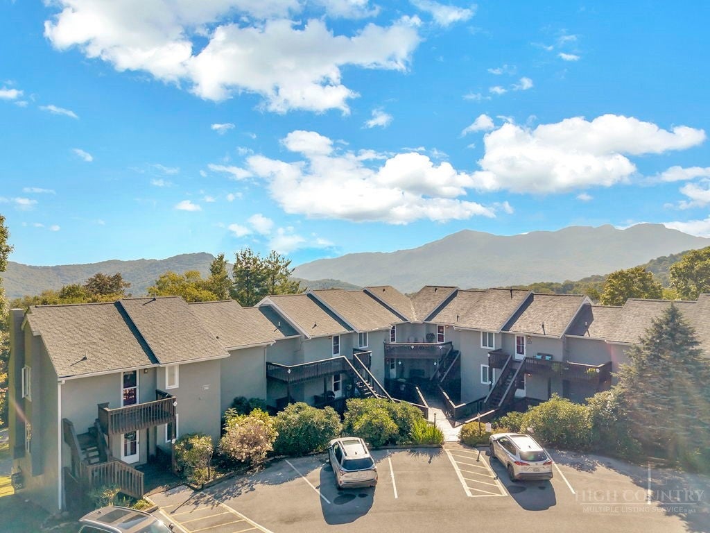 161 Skyleaf Drive E20