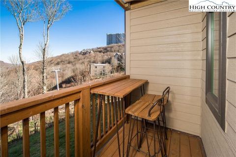 Photo of 102 Sugar Ski Drive #215, Sugar Mountain, NC 28604 (MLS # 260972)