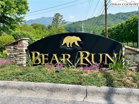 Photo of Lot 34 Running Bear Circle, Banner Elk, NC 28604 (MLS # 256852)