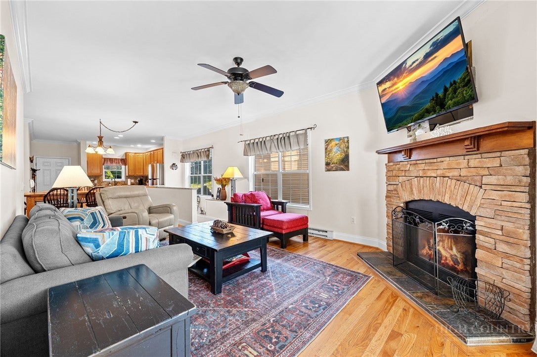 3441 Beech Mountain Parkway C1
