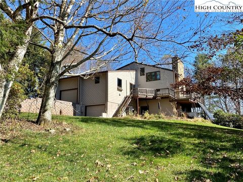 Photo of 801 Kalmia Lane, Boone, NC 28607 (MLS # 256939)