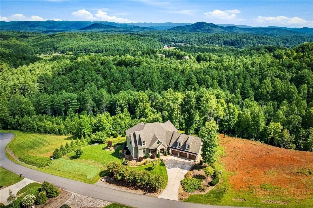5504 Cedar Cove Way