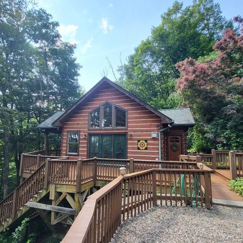 Photo of 217 Rainbow Ridge Road, Zionville, NC 28698 (MLS # 262603)