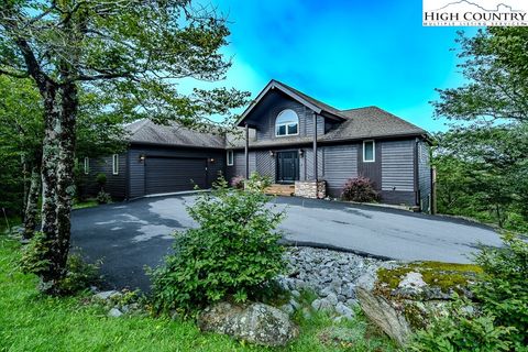 Photo of 100 Misty Hollow Lane, Beech Mountain, NC 28604 (MLS # 257298)