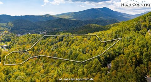 Photo of Lot 16,17,18 Tara Drive, Banner Elk, NC 28604 (MLS # 258387)