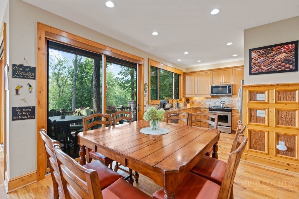 154 Falls Creek Parkway 4