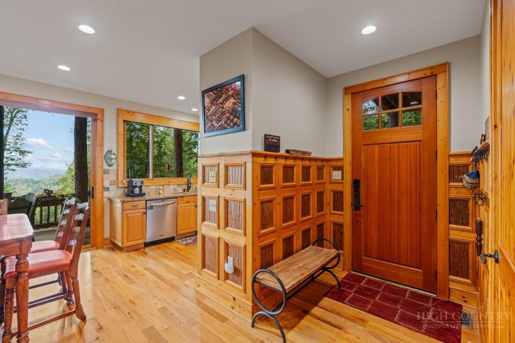 154 Falls Creek Parkway 4