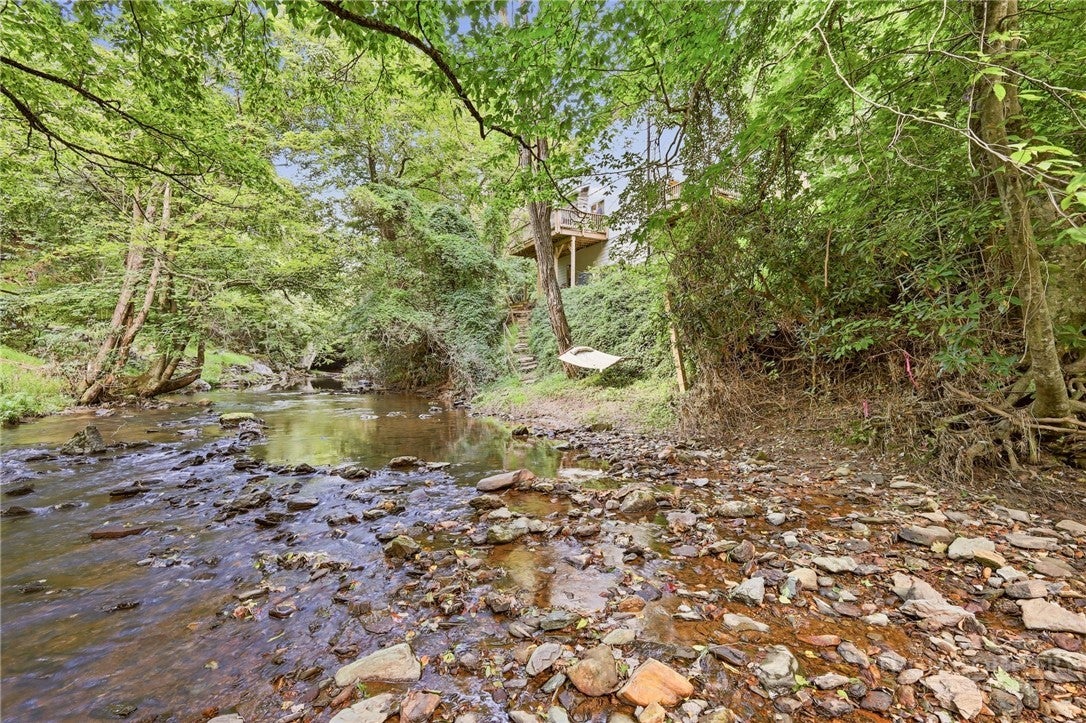 158 River View Lane