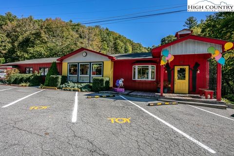 Photo of 3411 US Highway 321 S, Blowing Rock, NC 28605 (MLS # 253853)