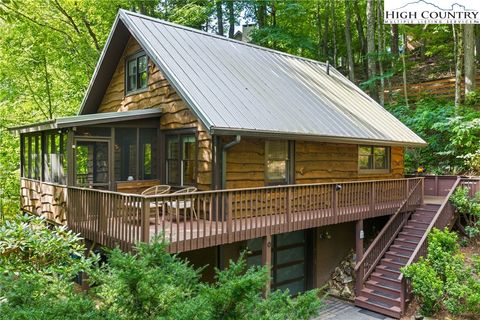 Photo of 280 Wildwood Lane, Boone, NC 28607 (MLS # 256661)