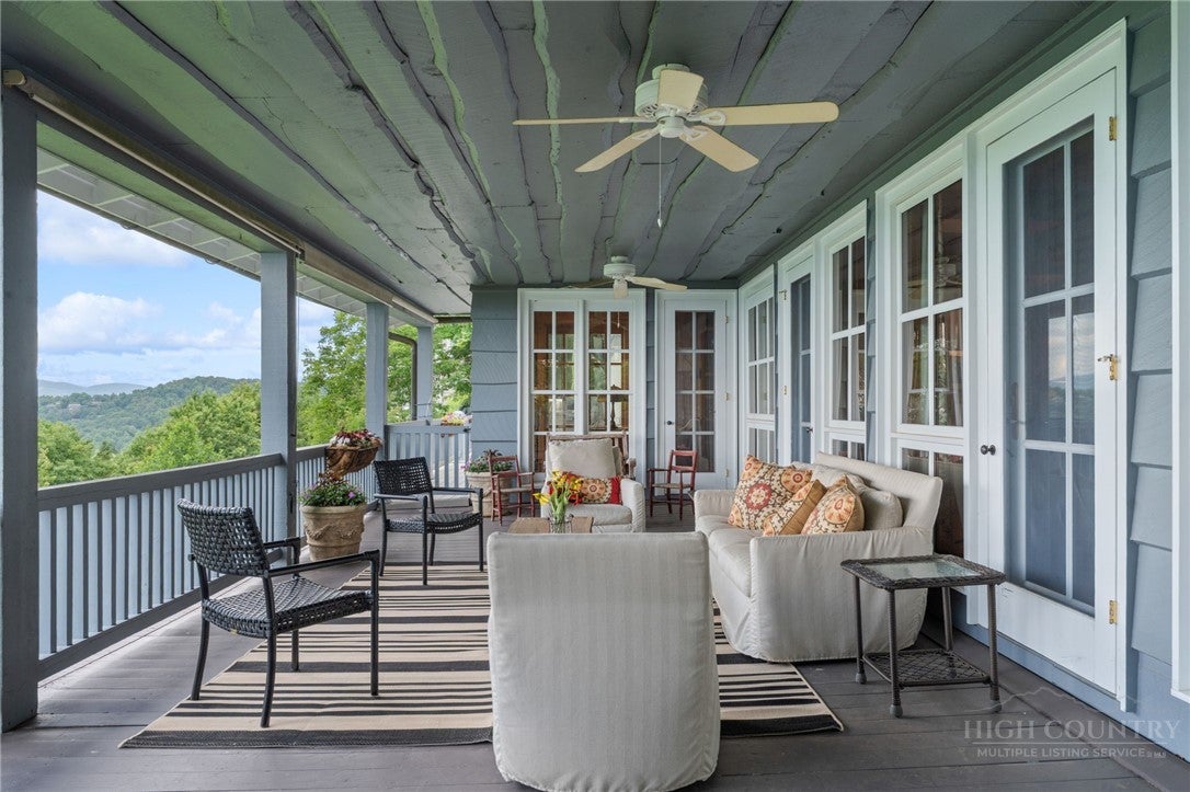 280 Mayview Rock Drive