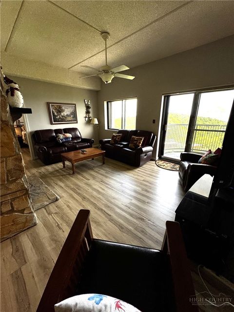 Photo of 303 Sugar Top Drive #2813, Sugar Mountain, NC 28604 (MLS # 262906)