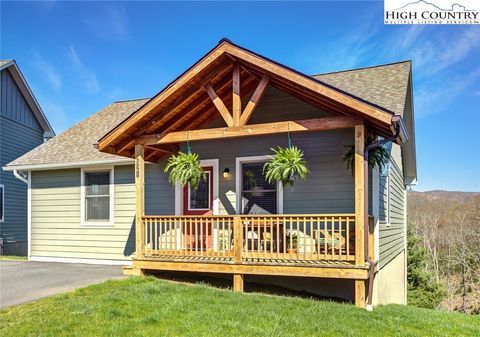 Photo of 521 Townhomes Place #N/A, Boone, NC 28607 (MLS # 254914)