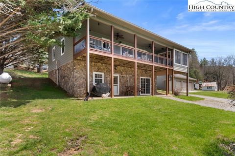 Photo of 1044 Jackson Drive, Piney Creek, NC 28663 (MLS # 261048)