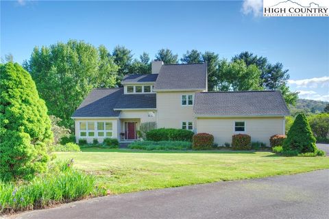 Photo of 182 W Donnie's Drive, Boone, NC 28607 (MLS # 255217)