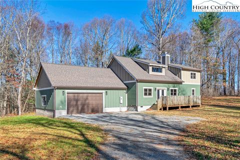 Photo of 486 Hunter Lysik Way, Laurel Springs, NC 28644 (MLS # 259104)