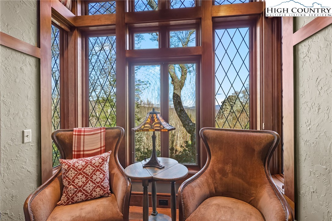 Banner Elk, North Carolina 28604, United States, 4 Bedrooms Bedrooms, ,5 BathroomsBathrooms,Residential,Active,66606