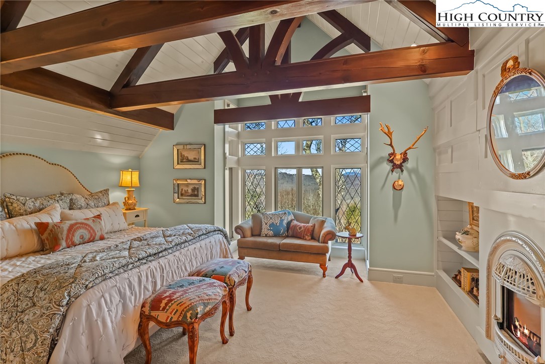 Banner Elk, North Carolina 28604, United States, 4 Bedrooms Bedrooms, ,5 BathroomsBathrooms,Residential,Active,66606